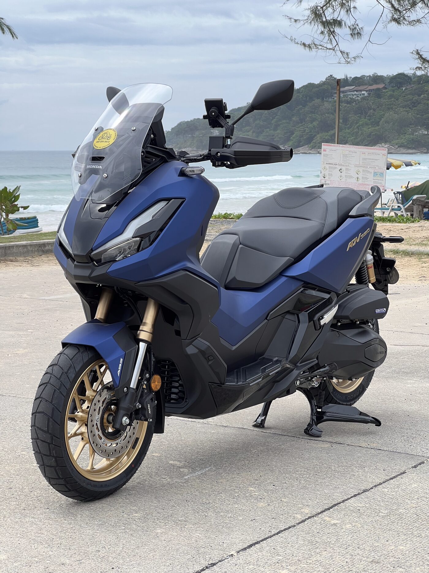 Honda ADV 350cc RoadSync