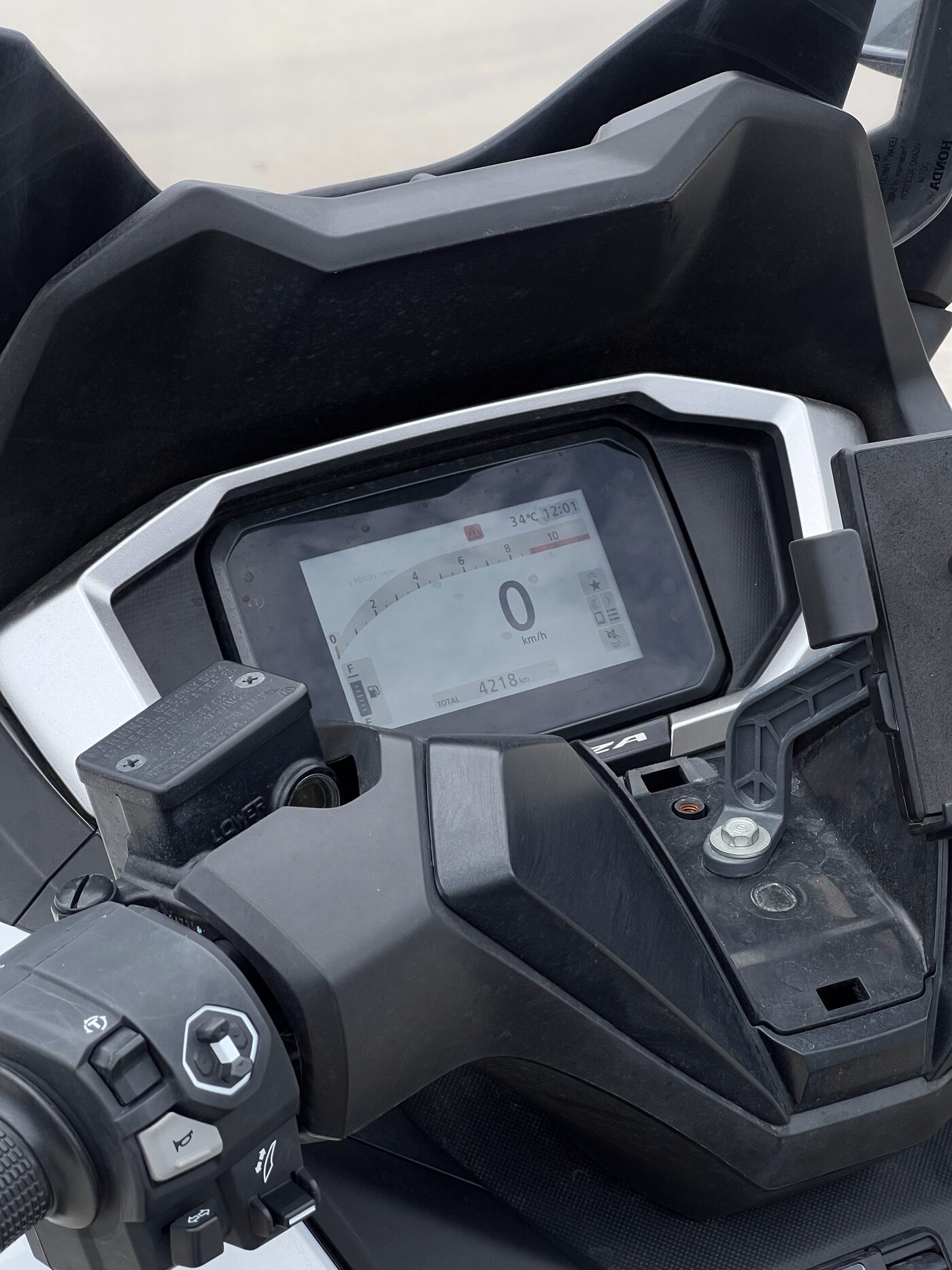 Honda FORZA 350cc RoadSync — 7